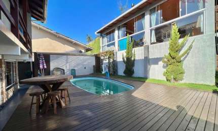 Casa com 3 quartos à venda em Fundos, Biguaçu 