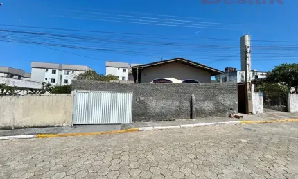 Casa com 3 quartos à venda no Bom Viver, Biguaçu 