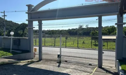 Casa com 2 quartos à venda no Forquilhinhas, São José 