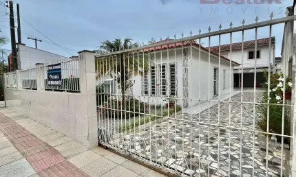 Casa com 8 quartos à venda no Forquilhinhas, São José 
