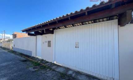 Casa com 3 quartos à venda na Praia João Rosa, Biguaçu 