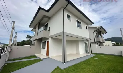 Casa com 3 quartos à venda no Potecas, São José 