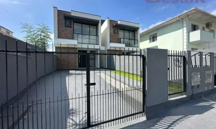 Casa com 3 quartos à venda no Areias, São José 