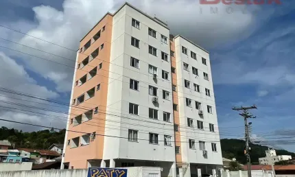 Apartamento com 2 quartos à venda em Rio Caveiras, Biguaçu 