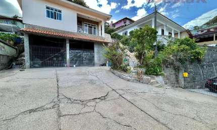 Casa com 3 quartos à venda em Prado, Biguaçu 