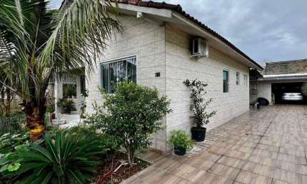 Casa com 3 quartos à venda em Universitários, Biguaçu 