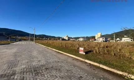 Terreno à venda no Centro, Antônio Carlos 