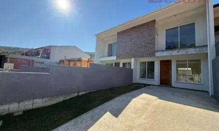 Casa com 2 quartos à venda no Jardim Botânico, São José 