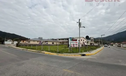 Terreno à venda em Fundos, Biguaçu 