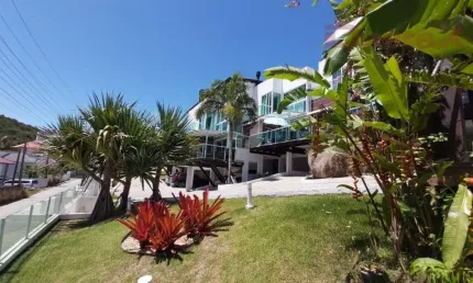 Casa na Praia das Cordas  -  Governador Celso Ramos
