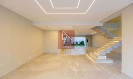 CASA EM COND. 350M² PRIV. 3 SUITES 4 VAG SANTA CÂNDIDA R$2.400.000,00