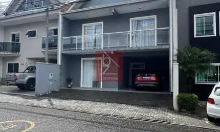SOBRADO EM CONDOMÍNIO TRIPLEX QUINTAL 208M² R$870.000,00