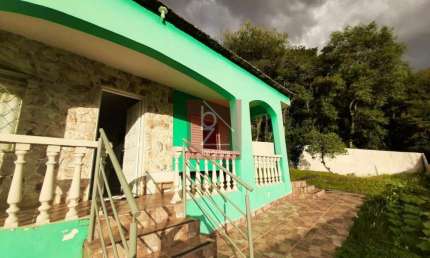 Casa com 3 quartos à venda na Rua Pedro Susla, Taboão, Curitiba