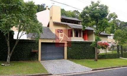 CASA  680M²  DE TERRENO E 243 M PRIVATIVO BARREIRINHA R$1.390.000,00