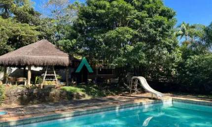 Casa no Retiro das fontes, Atibaia com vista privilegiada, 4 suítes piscina  rua tranquila próximo ao pouso