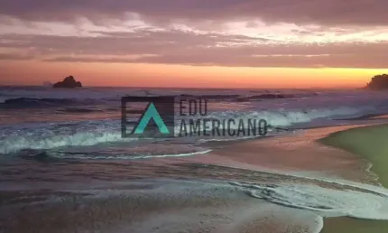 Ótima Casa 2000 M² litoral  terreno grande em Juquehy possivel construção de condomínio, pousada  800m praia