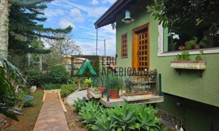 casa utópica no jardim samambaia próximo Edmundo Zanoni terreno grande