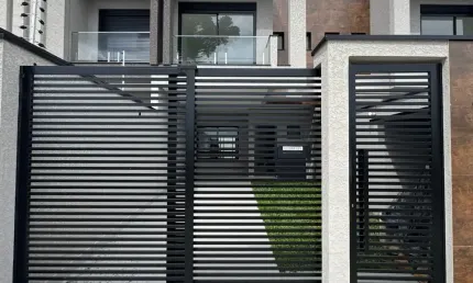 Casa com 3 quartos à venda na Rua Padre José Falarz, 73, Santo Inácio, Curitiba