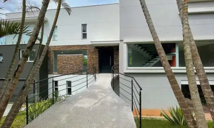 Imóvel a VENDA no Cond. Chácara dos Lagos - ZERO KM! Moderna, linda, 4 suítes, vista!