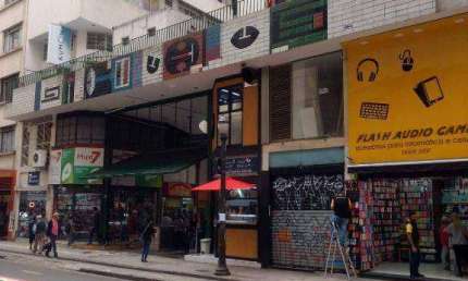 Vendo /Alugo Salas Comerciais na República, em São Paulo! Bons Preços! Venda Financiada e Garantia de Loicação Facilitada!