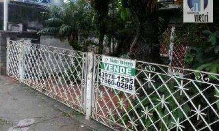 Excelente terreno! Paralelo a Av. Agenor Couto de Magalhaes. próximo aos principais comércios da Av. Mutinga e região. Terreno t