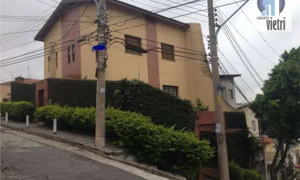 Sobrado residencial à venda 03 dorms , Pirituba, São Paulo. Aceita financiamento e FGTS.