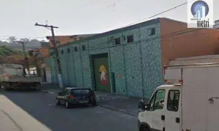 Galpão Comercial no Jardim Monte Alegre com 1000 metros de terreno e de área construída com escritório, vestiário, trifásico