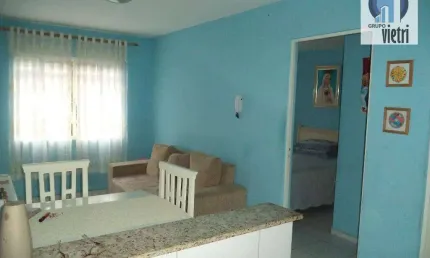 Apartamento no Panamericano Jaraguá com 2 dormitórios, sala, cozinha, 1 vaga coberta com depósito