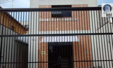 Prédio Comercial na Vila Leopoldina próximo a Estação com 800 metros construídos 10 salas, 3 andares com elevador, recepção