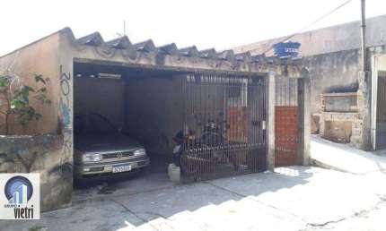 Casas para renda com 4 imóveis na região de Jaraguá com escritura à 400 mts da estação CPTM uma ótima oportunidade para investidores.  Casa 01: 3 quar