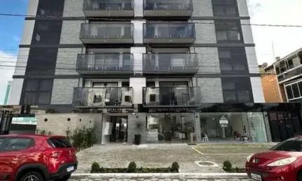 Apartamento Térreo com 2 quartos e 2 suítes em Canasvieiras