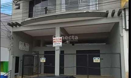 Casa para Venda em Votorantim, Jardim Toledo, 5 dormitórios, 4 banheiros, 2 vagas
