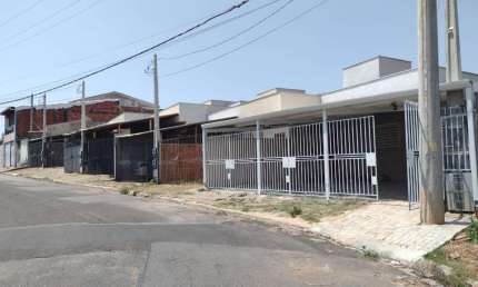 Kitnet para Venda em Sorocaba, Lopes de Oliveira, 3 dormitórios, 1 suíte, 2 banheiros, 3 vagas