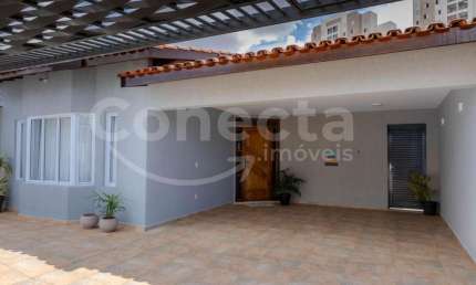 Casa para Venda, Parque Três Meninos, 3 dormitórios, 1 suíte, 3 banheiros, 2 vagas