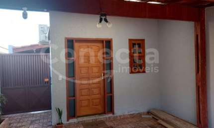 Casa para Venda em Sorocaba, Jardim Pacaembu, 3 dormitórios, 1 suíte, 3 banheiros, 2 vagas