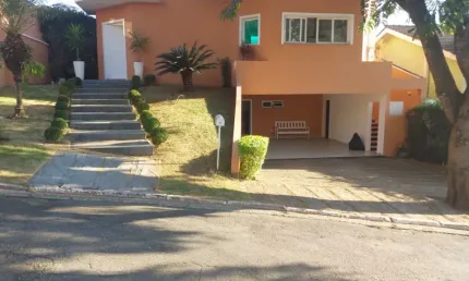 Casa 100% mobiliada para locação e venda condomínio tarumã santana de parnaíba