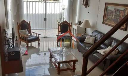 Casa com 3 dormitórios à venda, 196 m² por R$ 895.000,00 - Parque da Represa - Jundiaí/SP