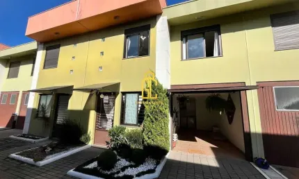 Sobrado à venda no bairro Desvio Rizzo - Caxias do Sul/RS