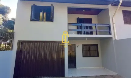 Casa à venda no bairro Charqueadas - Caxias do Sul/RS