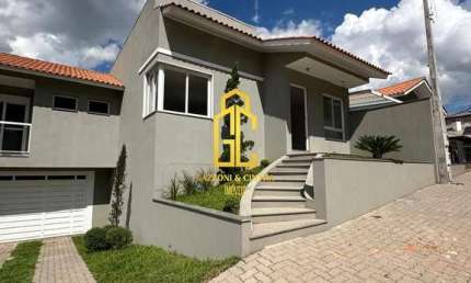 Casa à venda no bairro Salgado Filho - Caxias do Sul/RS