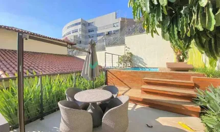 Casa com 6 quartos à venda na Rua Orion, Santa Lúcia, Belo Horizonte