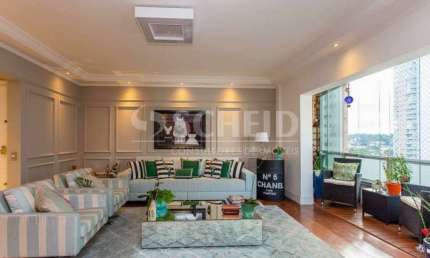 Apto 210m² com 4 dorms sendo 2 suítes, 4 banheiros e 3 vagas à venda Vila Mascote