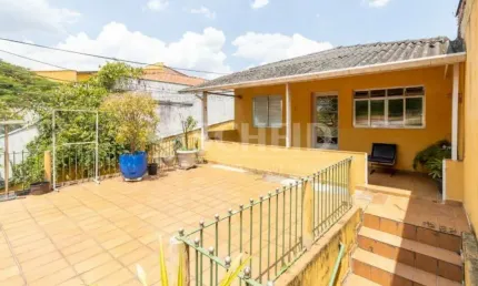 Conjunto de 420m² com 4 casas à venda no Jardim Prudência