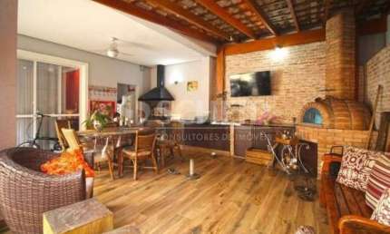 Casa em Condominio  com 03 suites à Venda no Bairro Alto da Boa Vista - SP