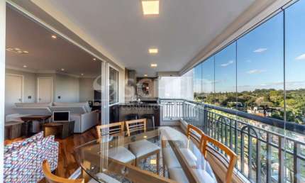 Belo apartamento no Alto da Boa Vista com 3 suítes varanda gourmet 2 vagas de garagem