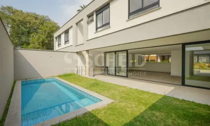 Casa à venda em Condomínio no Alto da Boa Vista com 4 quartos todos suítes