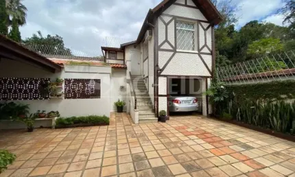 Sobrado com 4 Quartos e 5 banheiros à Venda, 262m² por R$ 1.800.000 Alto da Boa Vista