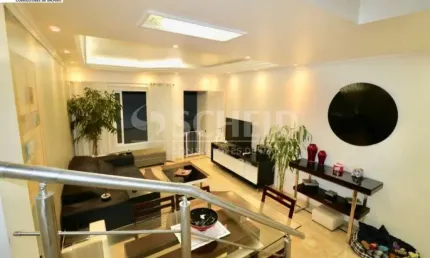 Sobrado em condomínio com 3 dormitórios, 1 suite , 2 vagas cobertas em 114 m²