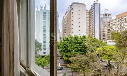 Apartamento de 105m² - 3 dormitórios  com 1 vaga - Jardins!