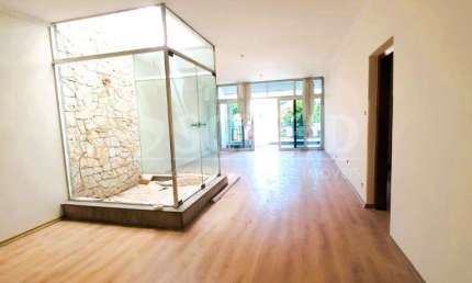 Sobrado de 400m² com 4 quartos e 1 suíte para alugar em Jabaquara